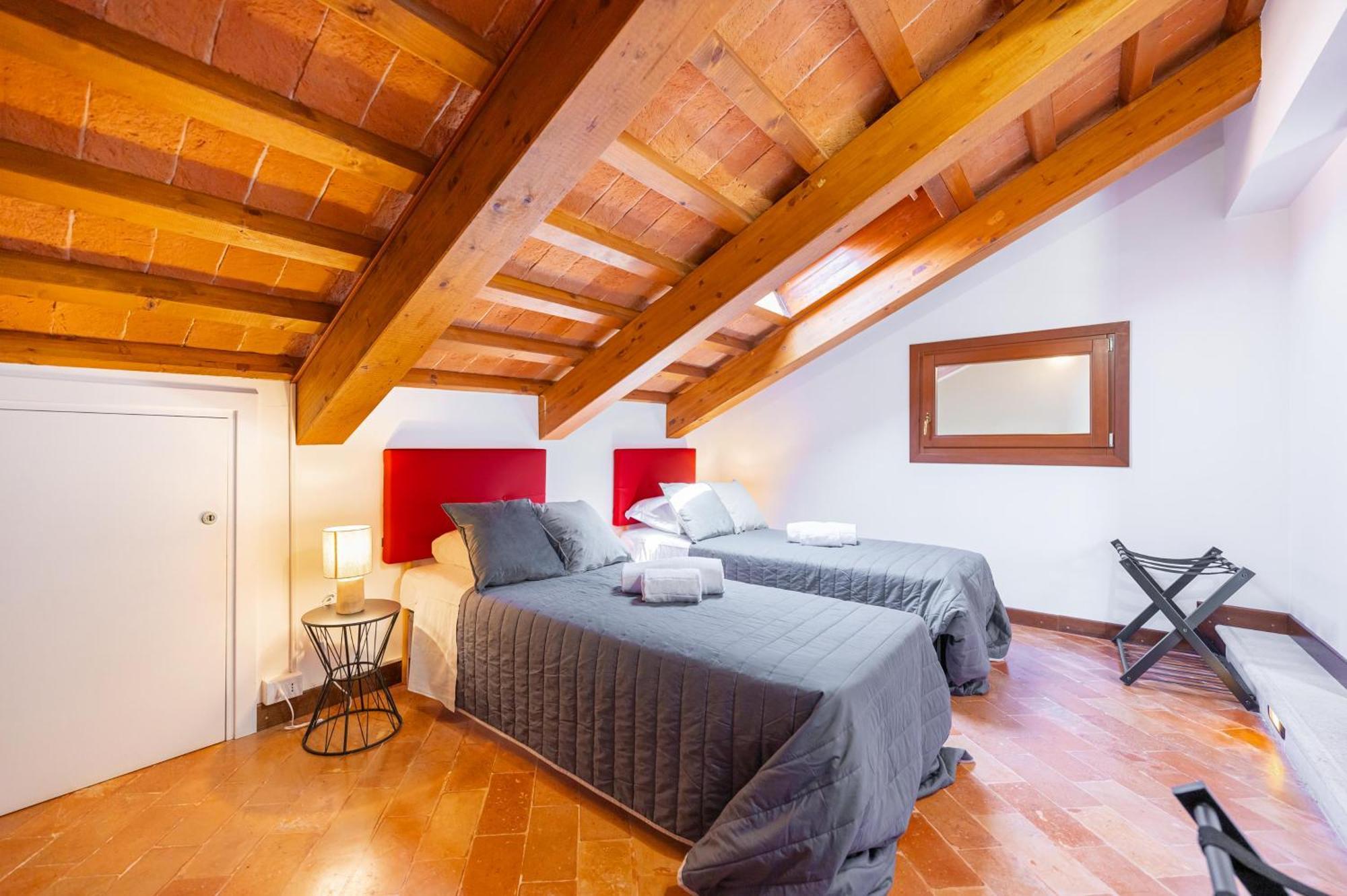 Luxury Penthouse With Terrace Apartman Velence Kültér fotó